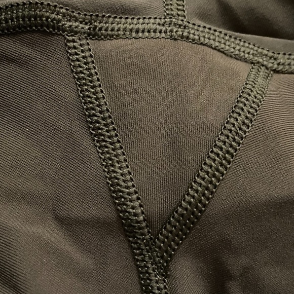 Lululemon Speed Up Tight 31" Dark Olive size 6 - Picture 8 of 8